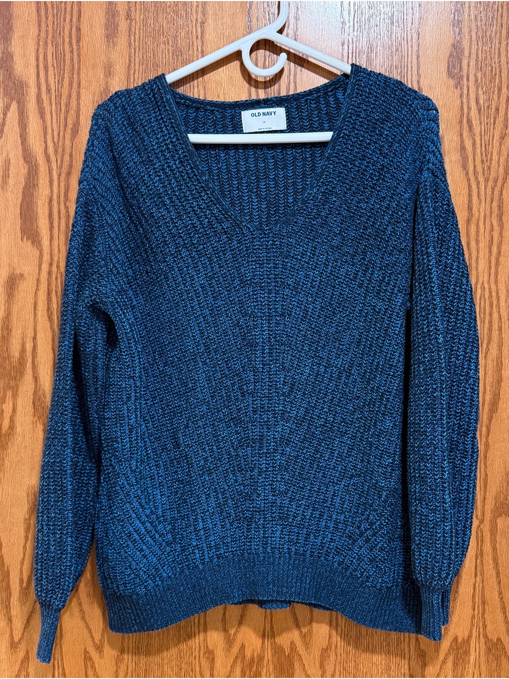 Old Navy Women's Navy Heathered V-Neck Sweater